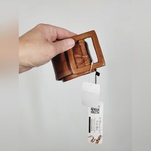 NWT Ada Tan Leather Belt, O/S